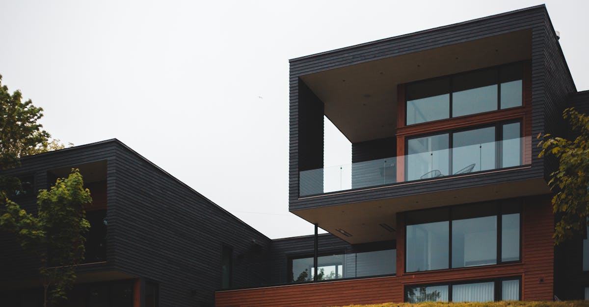 découvrez l'ingénierie immobilière, un domaine novateur alliant design, construction et gestion d'actifs immobiliers. nos experts vous accompagnent dans la réalisation de projets durables et performants, optimisant chaque aspect du cycle de vie du bâtiment.