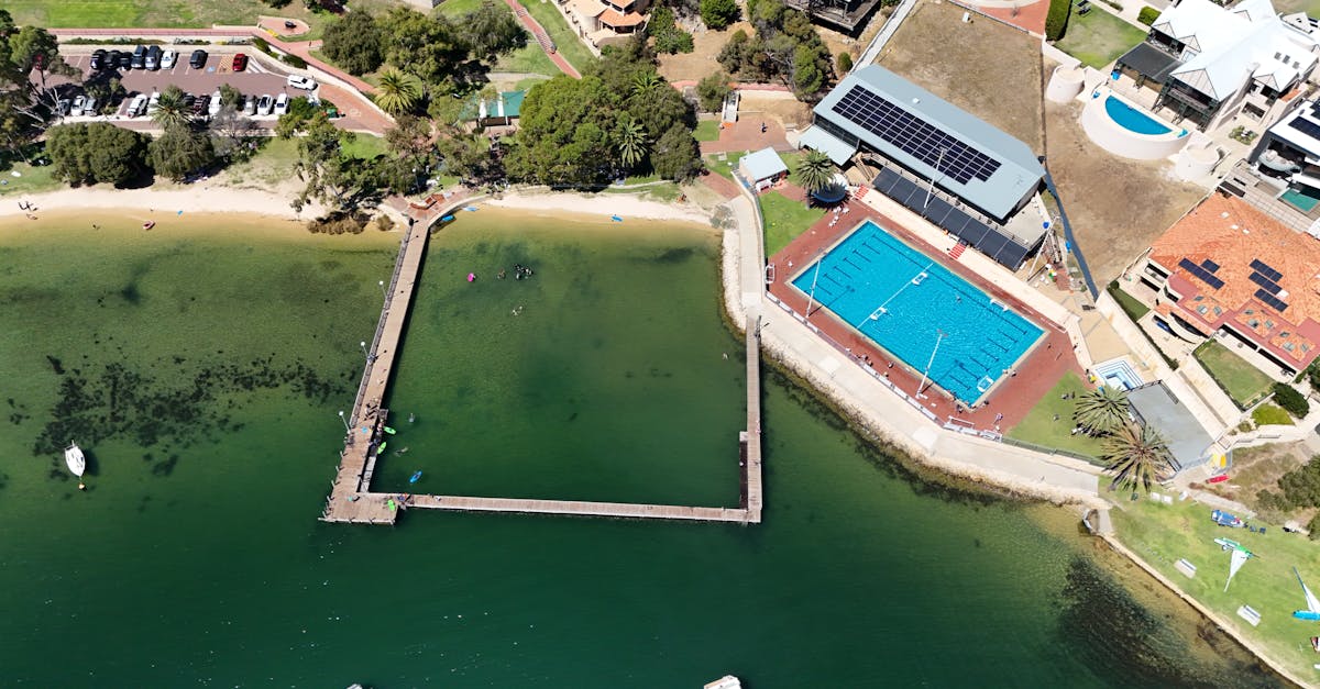 découvrez nos services de construction de piscines sur mesure. profitez d'une expertise professionnelle pour réaliser la piscine de vos rêves, alliant design, qualité et durabilité. transformez votre jardin en un véritable paradis aquatique !
